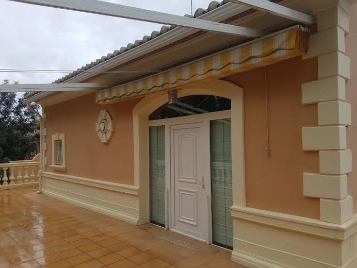 فيلا دينايافي Chalet Privado المظهر الخارجي الصورة